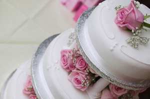 عجينة السكر بخطوات سهلة و بألوان طبيعية من منزلك