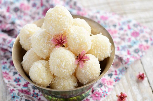 طريقة عمل حلوى جوز الهند بدون طهي…سهلة و لذيذة