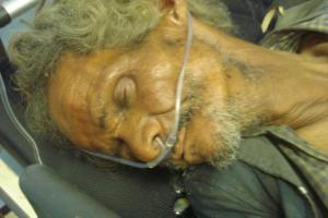 جثة تنتظر من يستلمها بمستشفى زميرلي بالعاصمة                                    سيدي بلعباس :