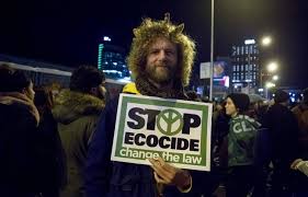 Planète (France) - La notion de crime d'«écocide» a été rejetée par l’Assemblée nationale