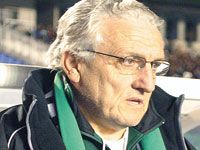 Robert Nouzaret à Liberté                                    'Halilhodzic a une revanche à prendre sur la Côte d'Ivoire