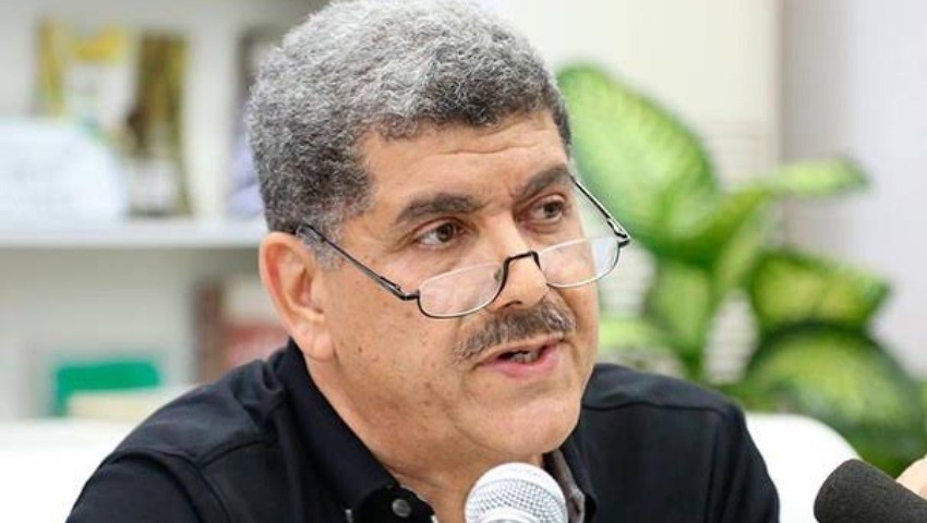 Docteur Ahmed Bensaâda à L’Expression «Les Américains ont financé des ONG algériennes»