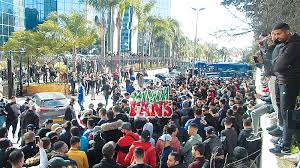 Alger (Football) - Mouloudia d’Alger: Impressionnant sit-in des supporters devant Sonatrach