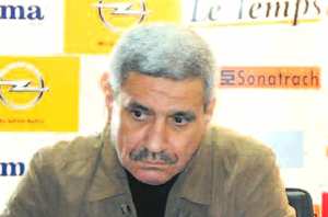 Alger (Football) - AMROUCHE ET BACHI ONT DÉCLINÉ LA SOLLICITATION DE SONATRACH: Gaceb, nouveau président du MCA