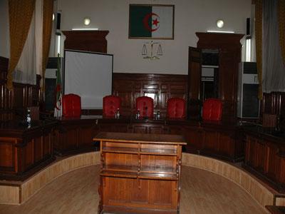 Grève générale de trois jours et menace de durcissement du mouvement                                    Les greffiers et les corps communs de la justice font cause commune