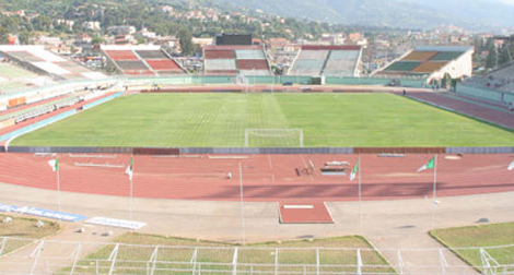 تأخر انطلاق أشغال الترميم بملعب البليدة رغم تسهيلات الولاية                                    تحسبا لاستضافة مباريات الخضر في التصفيات المقبلة