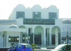 توقيف 3 متهمين سرقوا شاحنة محملة ب200 علبة موز ببرج بوعريريج