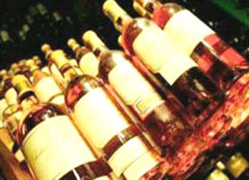 حجز أكثر من 300 علبة من المشروبات الكحولية بعين الدفلى