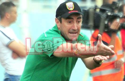 JSK : Les supporters à Menad :«Djamel nous t'aimons plus que tout, mais les trois points resteront à Tizi !»