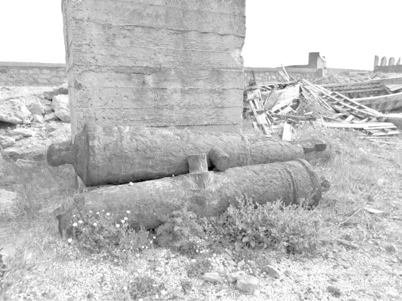 Patrimoine historique d’El Kala (El Tarf) : Des fûts de canons historiques oubliés