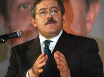 Ouyahia s'en va en campagne dans 46 wilayas