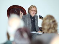 Après son article 'injurieux' publié dans 'Le Point'                                    BHL essuie les critiques de Zohra Drif-Bitat