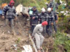 سكان قرية عرقوب بمشدالة في البويرة في خطر                                    بسبب استمرار انزلاق التربة وصمت الوصاية