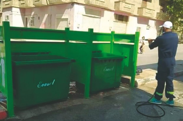 SÉTIF - Les bacs à ordures nettoyés