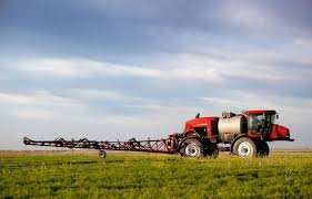 Planète - Des entreprises européennes exportent 41 pesticides interdits dans l'UE, selon Greenpeace UK et Public Eye