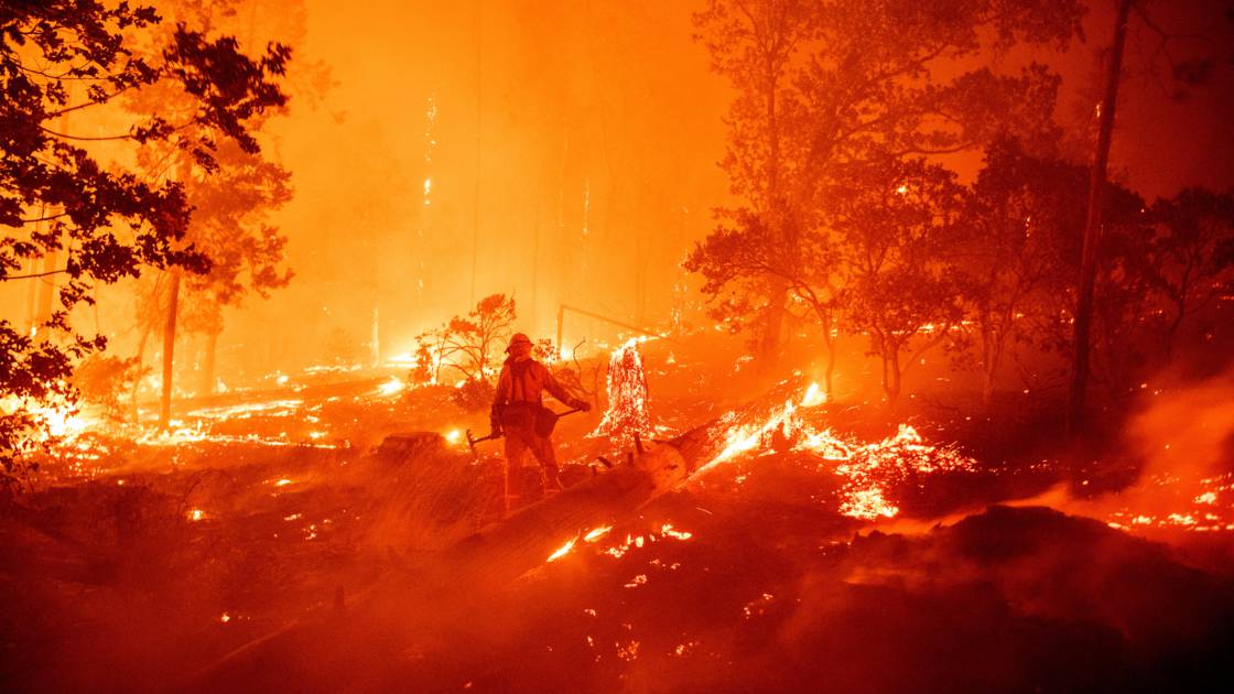 Planète - Etats-Unis d'Amérique: Plus de 8.000 km2 incendiés en Californie, un record depuis 1987