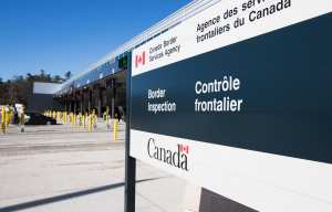 المسافرون الى كندا ..ماذا يحق لهم اصطحابه؟