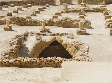 Quand le détroit de Gibraltar était perméable'                                    Débat à Tlemcen sur les rapports historiques entre Al Andalus et le Maghreb