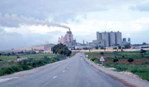 LUTTE CONTRE LA POLLUTION À AÏN TÉMOUCHENT: L’APW réclame la fermeture de la cimenterie de Béni Saf