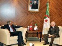 Mourad Medelci reçoit le secrétaire d'Etat tunisien aux affaires arabes et africaines