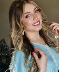 Souhila Ben Lachhab élue meilleure jeune chanteuse arabe !