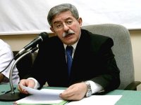 Le dialogue entre les élus locaux et les citoyens contribue à la stabilité du pays (Ouyahia)