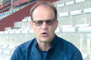 Tizi Ouzou (Football) - DENIS LAVAGNE, ENTRAÎNEUR DE LA JSK: “L’urgence est de préparer le match contre l’USMA”