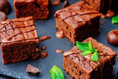 Brownies au chocolat, menthe et orange
