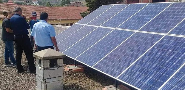 BOUDJIMA (TIZI OUZOU) - Programme d'alimentation de trois écoles en énergie solaire
