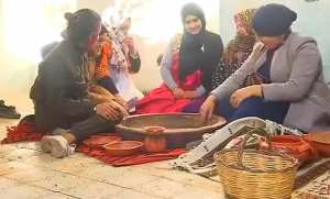 La grand-mère au centre des festivités de Yennayer à Tipasa