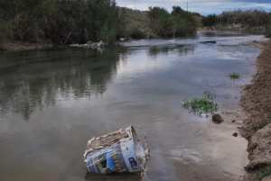 Planète - Afrique: En Tunisie, le principal fleuve est empoisonné par l’industrie