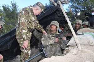 السيد الفريق سعيد شنقريحة يقوم بزيارة وحدة مكافحة الارهاب بمسلمون تيبازة