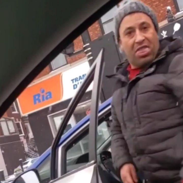 canada : un taxieur algérien se dénude après une altercation
