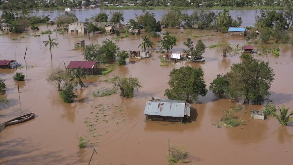 Planète (Afrique) - Au Mozambique, des milliers de personnes sans foyer après le cyclone Eloïse