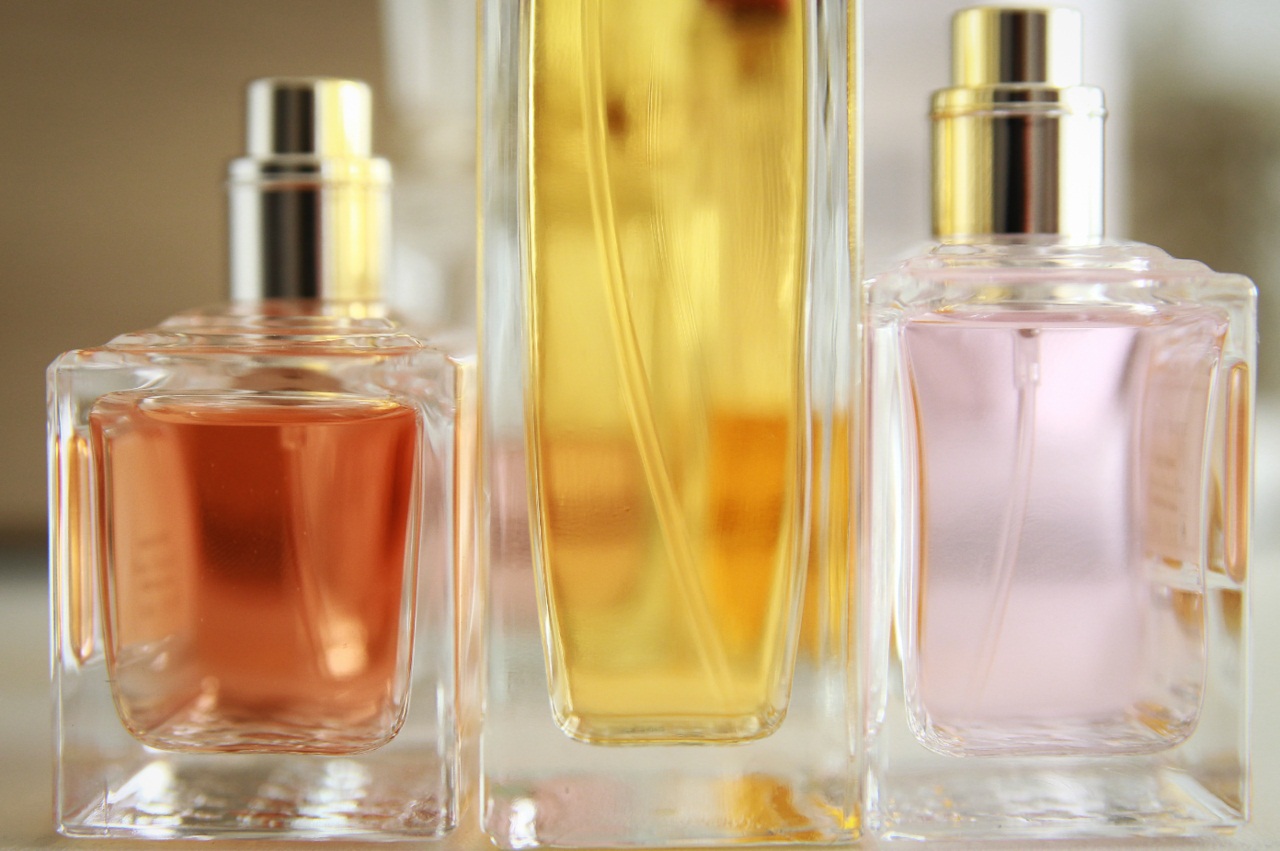 Comment Faire tenir son parfum toute la journée '