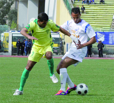 Les poursuivants sous pression