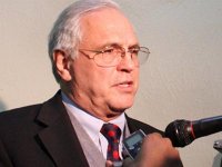 Ross fait revivre l'espoir de paix                                    Sahara occidental