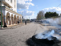 عارضو مشروع إنجاز مفرغة عمومية.. تيزي وزو/ سكان تادمايت يغلقون الطريق الوطني رقم 12