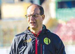 Tizi Ouzou (Football) - Denis Lavagne. Entraîneur de la JS Kabylie: «On doit garder les pieds sur terre»