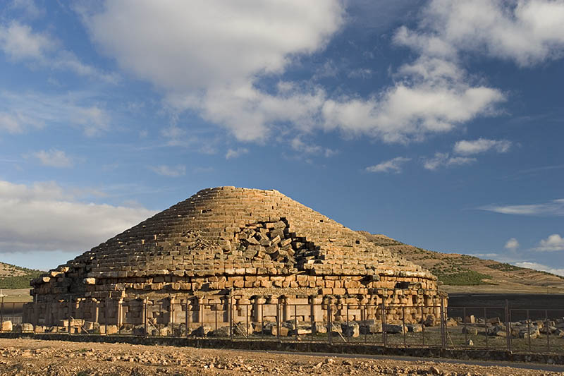 Restauration du plus ancien monument historique en Algérie !