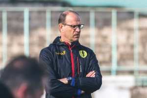 Tizi Ouzou (Football) - DENIS LAVAGNE, ENTRAÎNEUR DE LA JSK: “Nous irons en Zambie avec un moral d’acier”