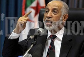 «Votre rôle n'est pas de délivrer les extraits de naissance»                                    BELKHADEM MOTIVE LES FUTURS P/APC À BOUIRA