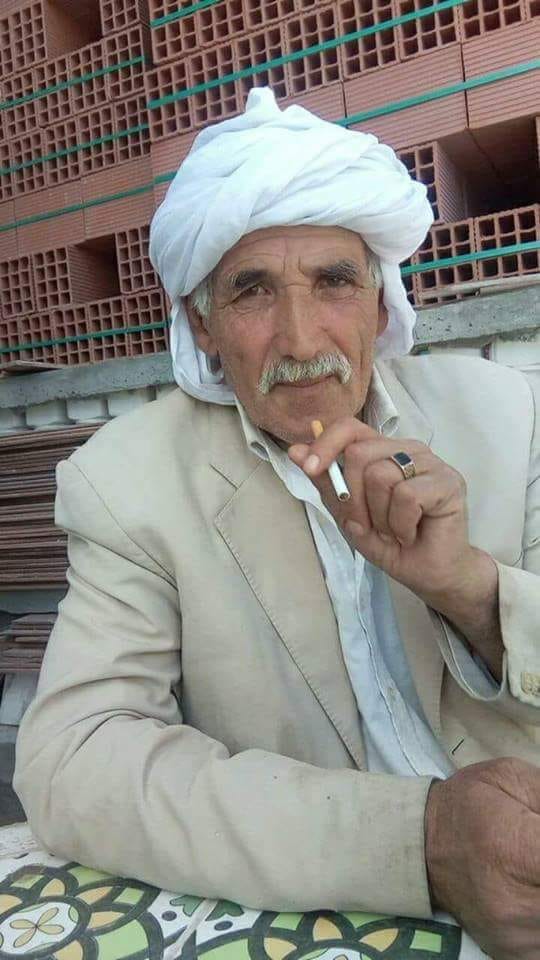 الحاج لخميسيس بوسلسلة اطال الله في عمره