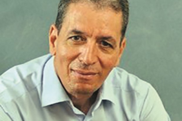 YAHIA BOUBEKEUR, AUTEUR “Chaque lieu en Algérie renvoie à une douleur”