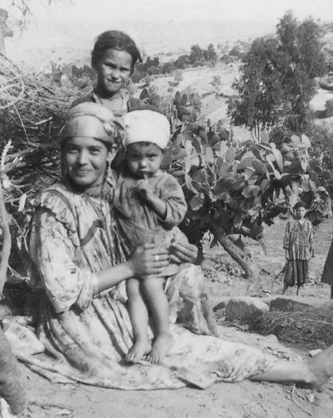 دور المرأة الخنشلية في الثورة التحريرية من 1954 الى 1962