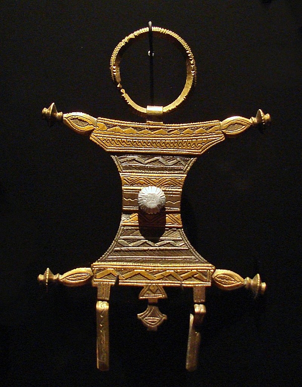 Les Touaregs, traditions nomades et réalités du désert