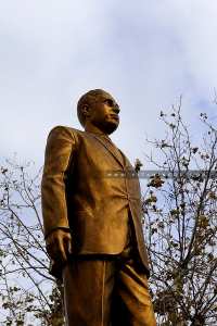 Ben Bella : l'homme, le mythe et l'histoire