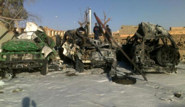 عائلة تارفية باعت لانتحاري التوحيد والجهاد وثائق ابنها ب300 مليون                                    مفجر مقر الدرك بتمنراست كان يتحرّك برخصة سياقة لشاب متوفي