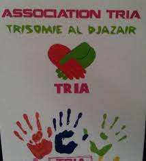 Les petites mains de l’association « Trisomie Aldjazair », confectionnent des sacs pour un projet solidaire