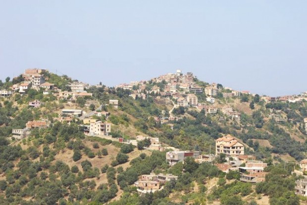 VILLAGE ATH ABDELMOUMÈNE (Tizi n Tletta/Tizi Ouzou) - Mobilisation des habitants pour réaliser un stade